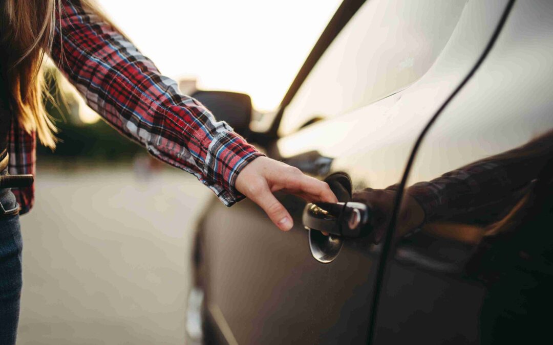 Car lockout in Carrollton TX: Fast and Reliable Solutions by Chavez Towing