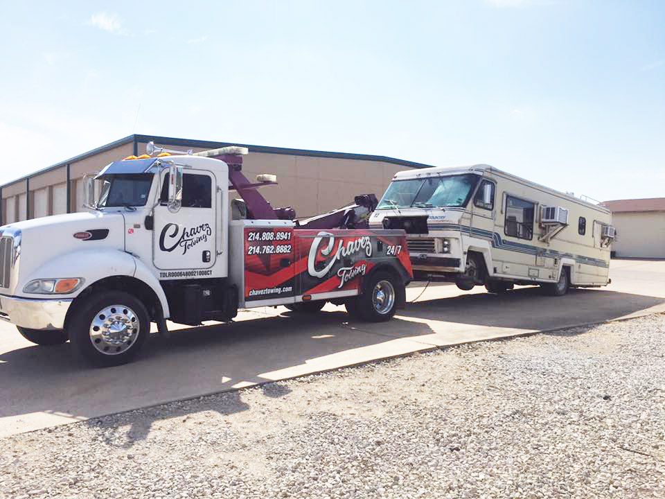 Chavez Towing RV Towing in Carrollton, TX 2147317327