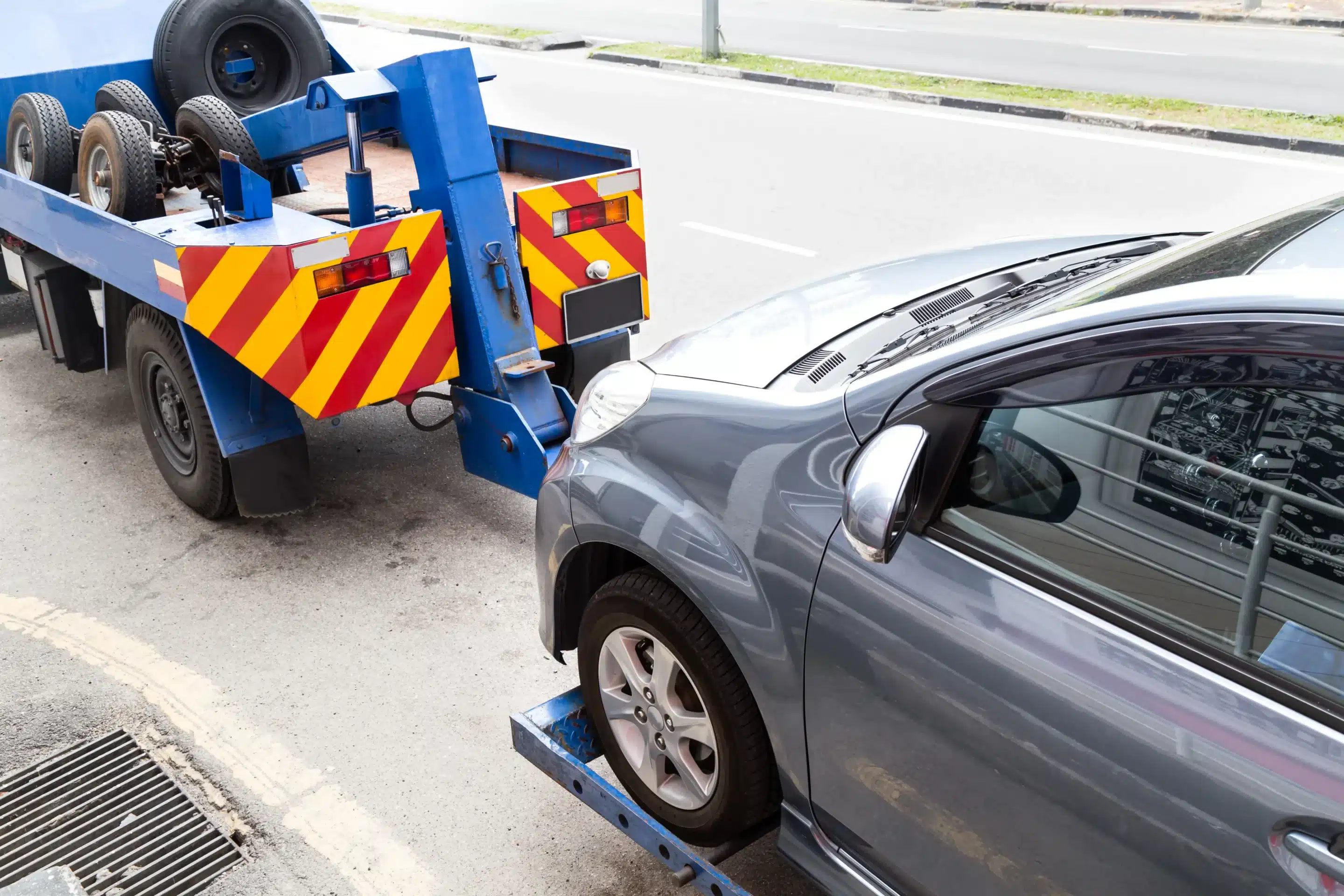 Why Towing Car Scaled Why Towing Car